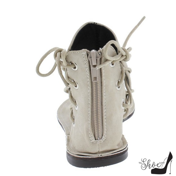 Bell Stone Ankle Wrap Gladiator Thong Sandals - Picture 3 of 5